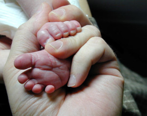 feetinhand